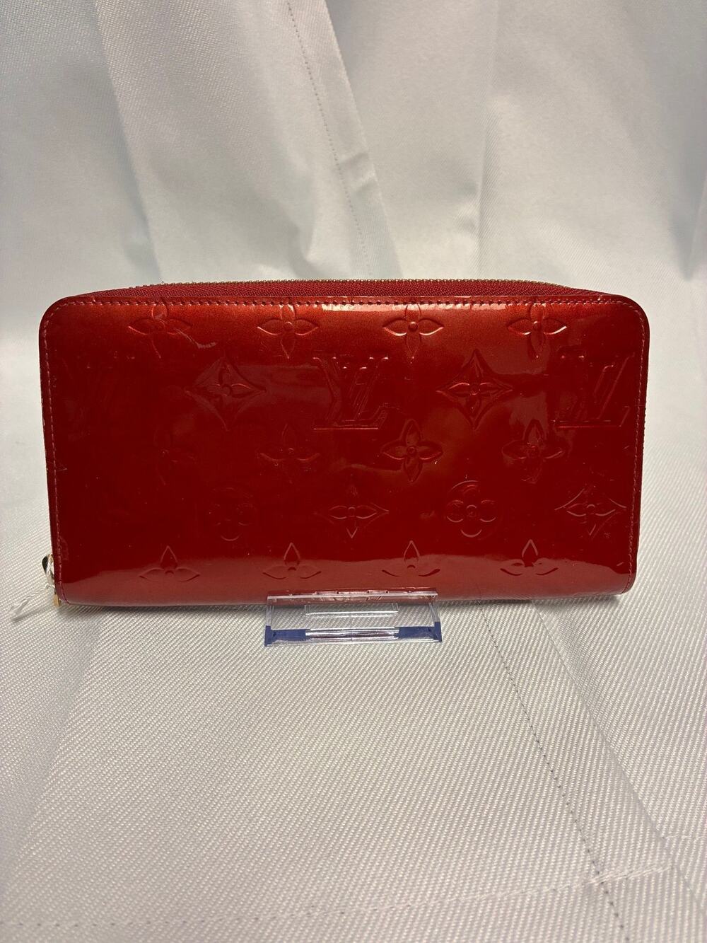 Louis Vuitton Red Vernis Zippy Wallet